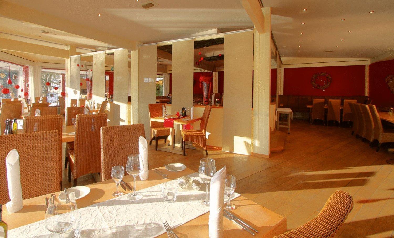 Malteser Komturei Hotel / Restaurant Bergisch Gladbach Esterno foto